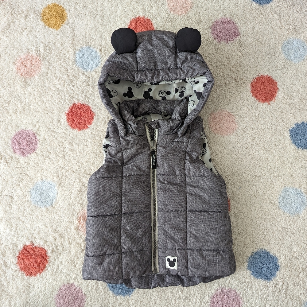 Disney Puffer Vest for toddlers, Mickey Mouse size 12-18 months